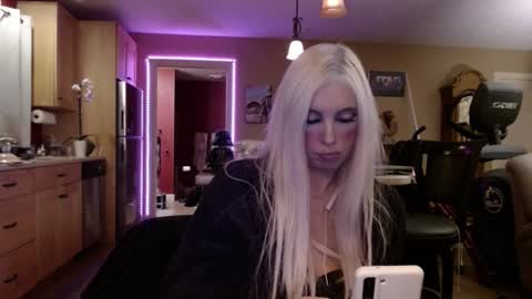 DanikaWhite69 online show from January 27, 7:45 am
