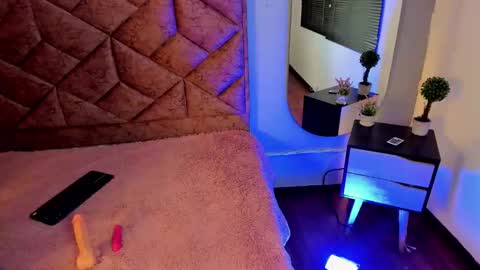 danix_coruscans online show from February 4, 10:24 pm