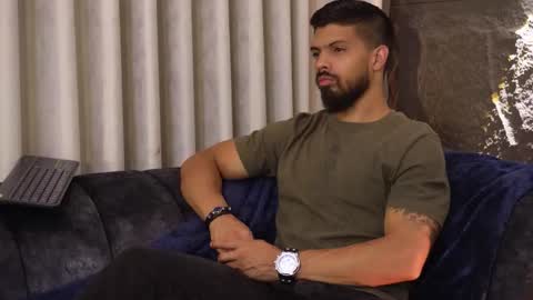 Dann saenz online show from November 18, 11:57 am