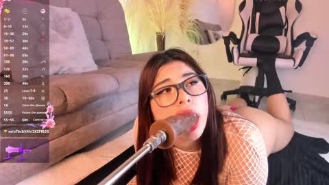 danna_adams1 online show from February 28, 3:37 am