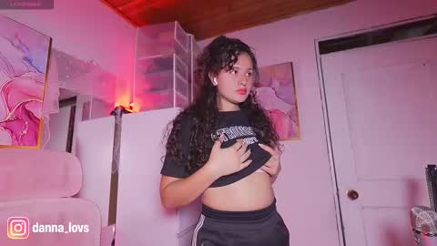 Danna Lovs online show from October 1, 5:23 pm