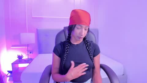 danna_palmeth online show from October 14, 8:12 pm