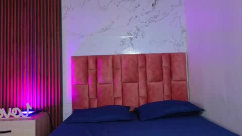 danna_peters online show from November 7, 9:39 pm