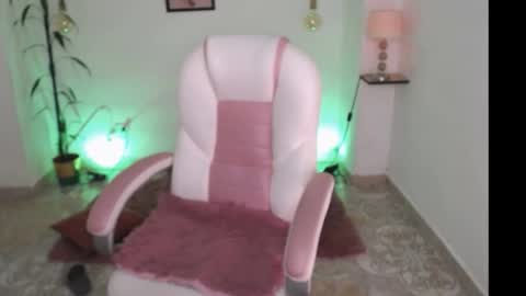 Danna online show from May 14, 3:05 am