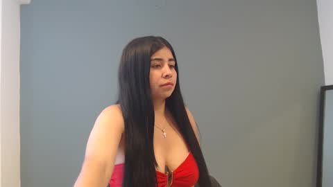 Snapshot of danna_rouses_ chatting on December 23, 9:08 pm dannarouses online show from December 23, 9:08 pm