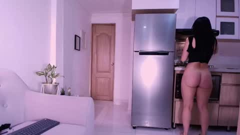 Insta DannaBlueX  online show from March 7, 12:10 am