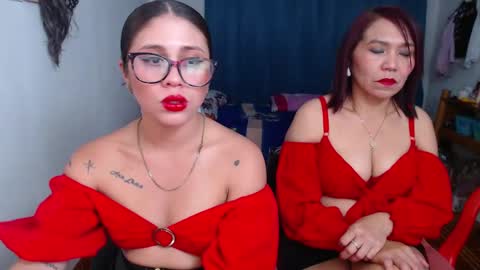 Snapshot of dannamomcerrat chatting on February 20, 2:51 am dannamomcerrat online show from February 20, 2:51 am
