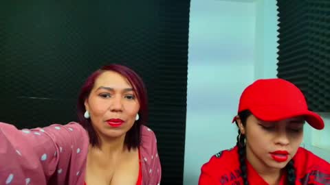 Snapshot of dannamomcerrat chatting on January 20, 3:04 am dannamomcerrat online show from January 20, 3:04 am