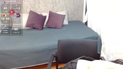 Im Danna online show from October 2, 10:58 am
