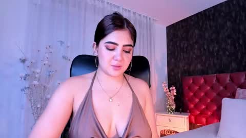 Snapshot of dannastaar chatting on February 25, 6:01 pm Danna online show from February 25, 6:01 pm