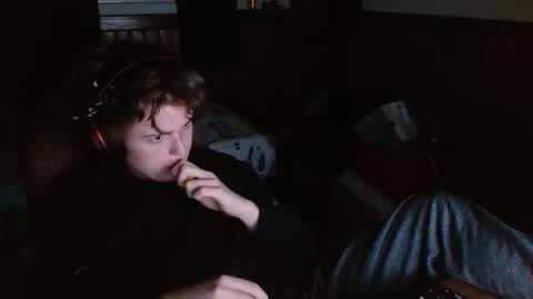 dannnnle online show from November 27, 3:03 am