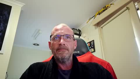 dannozdirekt online show from November 28, 8:49 pm