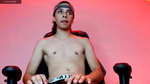 Danny online show from December 15, 2:29 am