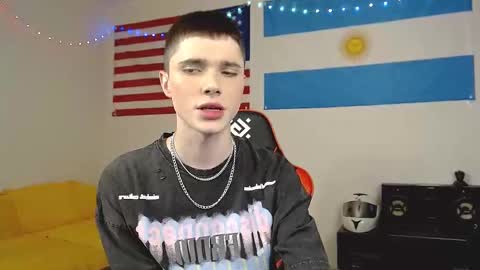 Danny online show from October 15, 10:16 am