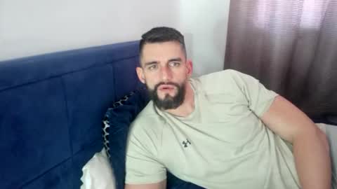 Snapshot of dannyk1990 chatting on March 5, 12:11 pm Naughtystr8D online show from March 5, 12:11 pm
