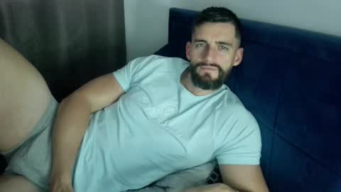 Snapshot of dannyk1990 chatting on December 10, 8:51 am Naughtystr8D online show from December 10, 8:51 am