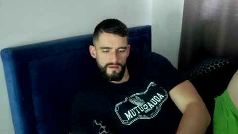 Snapshot of dannyk1990 chatting on January 7, 9:29 am Naughtystr8D online show from January 7, 9:29 am