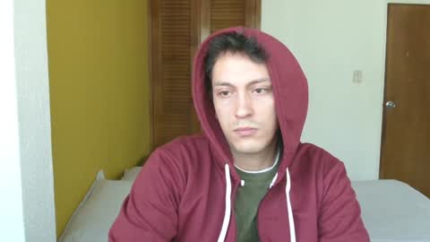 Snapshot of danruiz33 chatting on January 26, 9:18 pm Dan online show from January 26, 9:18 pm