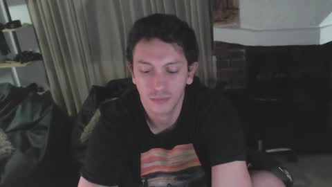 Snapshot of danruiz33 chatting on January 12, 6:28 am Dan online show from January 12, 6:28 am