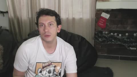 Snapshot of danruiz33 chatting on December 31, 10:56 pm Dan online show from December 31, 10:56 pm