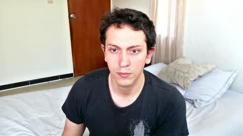 Snapshot of danruiz33 chatting on January 19, 9:34 pm Dan online show from January 19, 9:34 pm