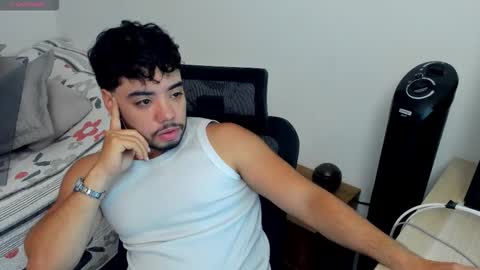 Nicolas online show from March 12, 10:57 pm