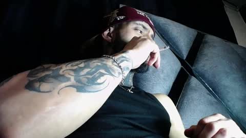 dante_d_angelo_ online show from April 29, 7:02 am