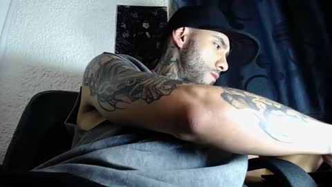 dante_d_angelo_ online show from November 27, 6:21 am