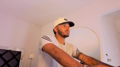 dante_jons online show from October 27, 3:06 am