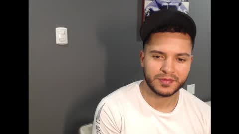 dantebrown1 online show from February 3, 3:15 am