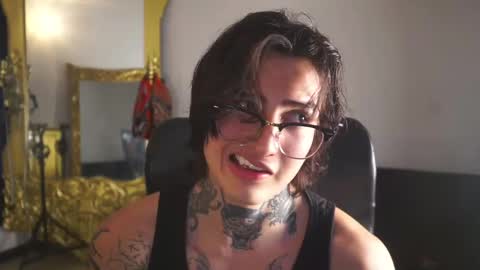 Snapshot of dantecoppolaa chatting on February 25, 8:32 pm Dante coppola online show from February 25, 8:32 pm