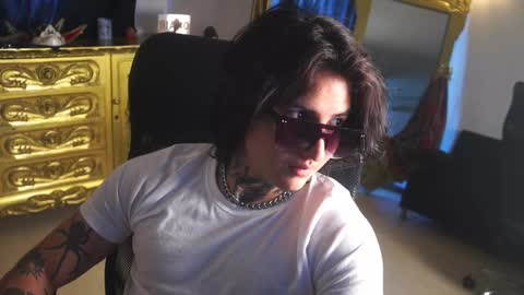 Snapshot of dantecoppolaa chatting on February 2, 3:39 pm Dante coppola online show from February 2, 3:39 pm