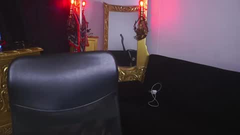 Snapshot of dantecoppolaa chatting on March 4, 10:27 pm Dante coppola online show from March 4, 10:27 pm