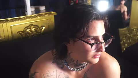 Snapshot of dantecoppolaa chatting on March 7, 9:59 pm Dante coppola online show from March 7, 9:59 pm