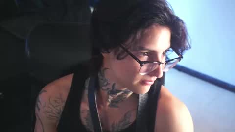 Snapshot of dantecoppolaa chatting on February 27, 7:26 pm Dante coppola online show from February 27, 7:26 pm