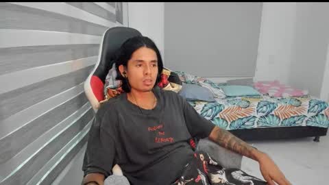 X Dante7373574 online show from January 16, 2:09 am