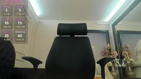 Dante Grant online show from December 3, 11:55 am