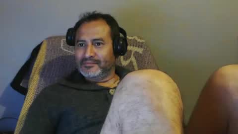 dantehot82 online show from January 8, 2:25 am