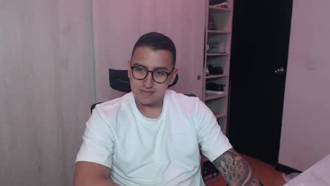 dantevesper online show from April 2, 1:24 am