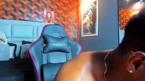 Snapshot of dany_dryy chatting on February 23, 7:44 am Dany online show from February 23, 7:44 am