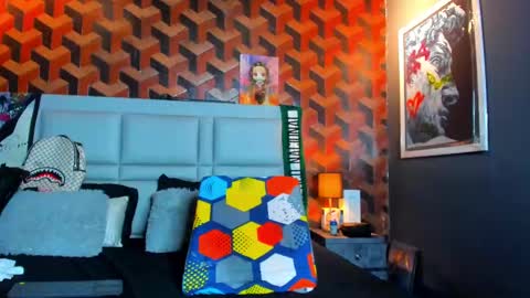 Snapshot of dany_dryy chatting on February 22, 12:38 am Dany online show from February 22, 12:38 am