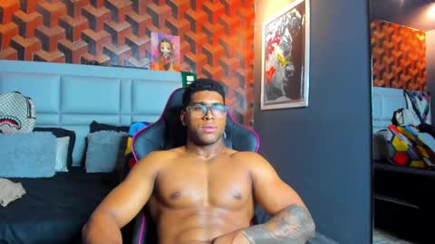 Snapshot of dany_dryy chatting on February 22, 3:58 pm Dany online show from February 22, 3:58 pm