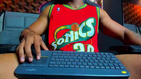 Snapshot of dany_dryy chatting on February 12, 8:40 pm Dany online show from February 12, 8:40 pm