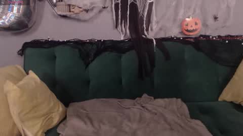 Danyel online show from October 31, 9:26 pm