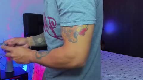 Snapshot of danyfitguy_ chatting on March 5, 10:32 pm danyfitguy_ online show from March 5, 10:32 pm