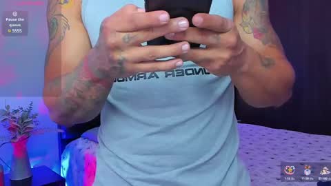 Snapshot of danyfitguy_ chatting on March 10, 12:49 pm danyfitguy_ online show from March 10, 12:49 pm