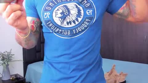 danyfitguy_ online show from September 21, 1:15 pm