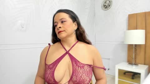 Daphne online show from February 9, 2:17 am
