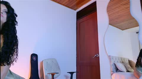 Antonella Mora online show from April 26, 2:04 pm