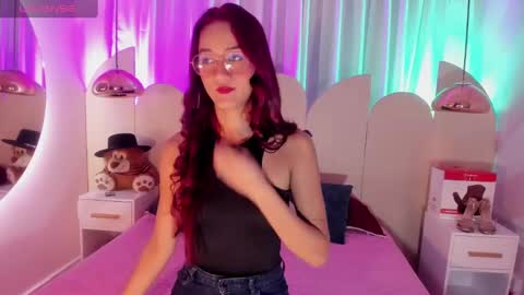 Daphne online show from February 26, 11:43 am